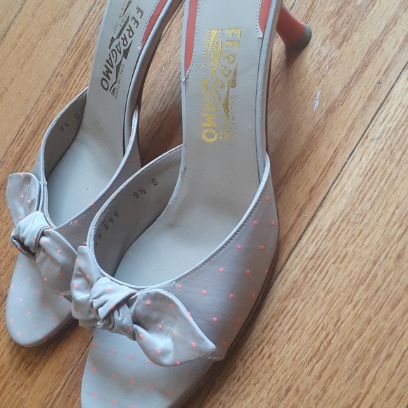 My CLOSET clearance - Picture 2 of 3